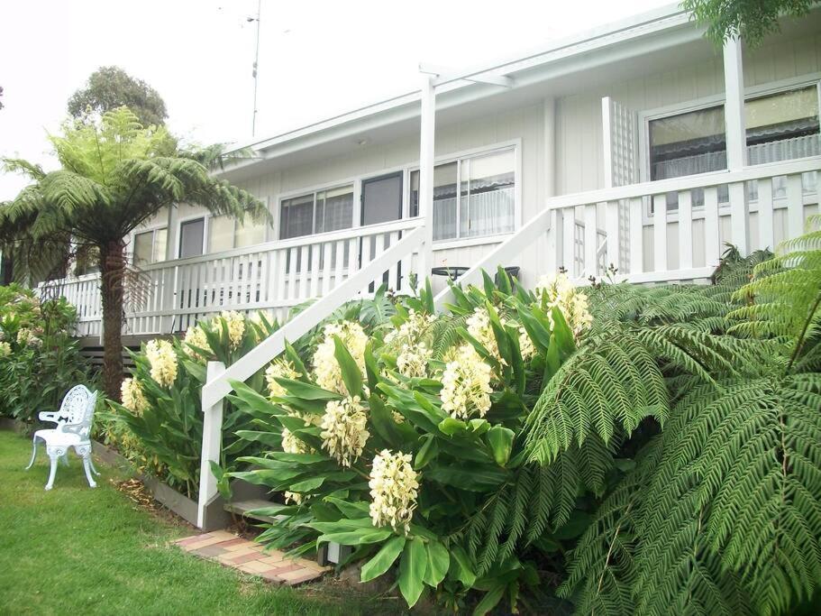 Top Of The Lake Holiday Units Merimbula Extérieur photo